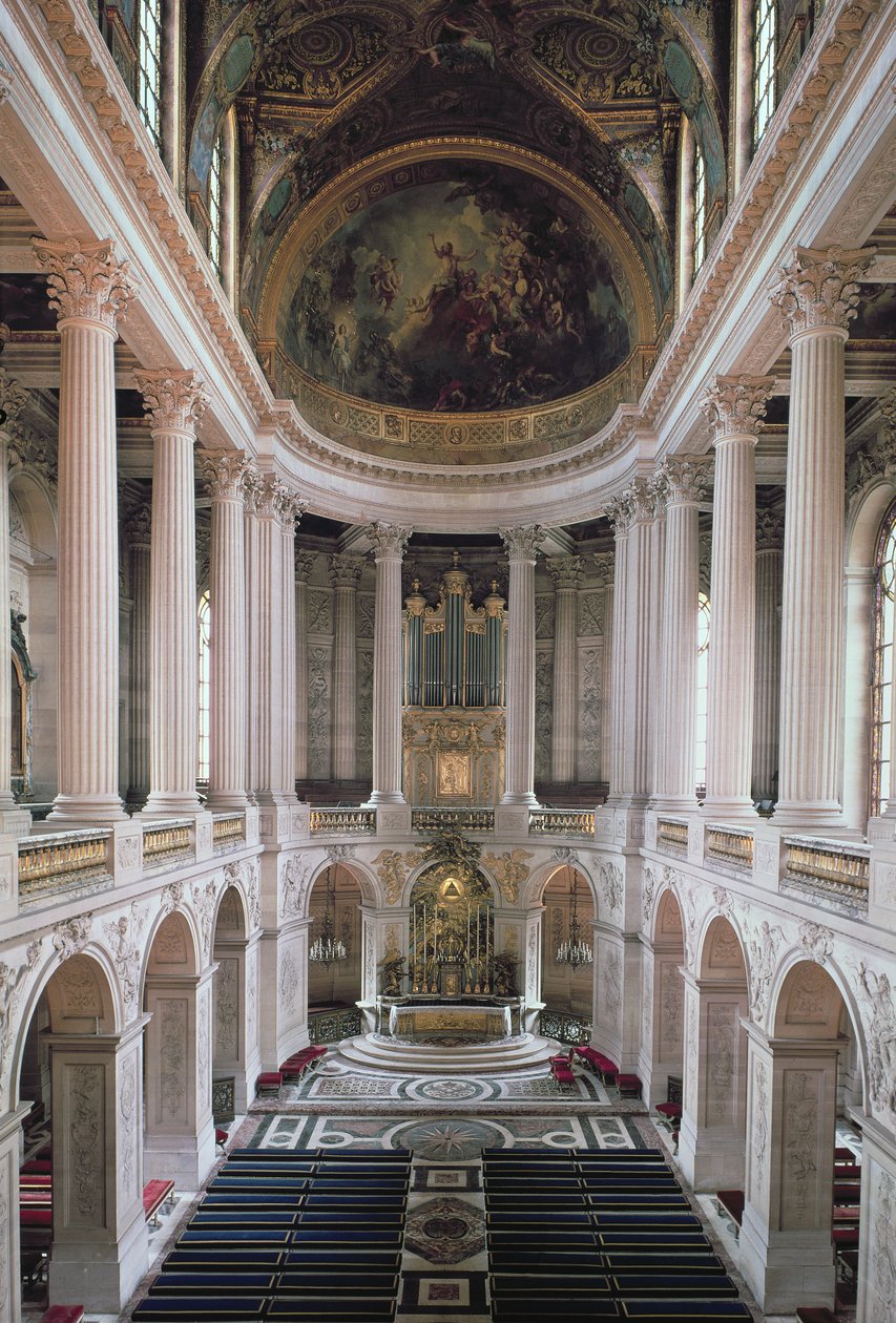 Interieur van de kapel door Jules Hardouin Mansart