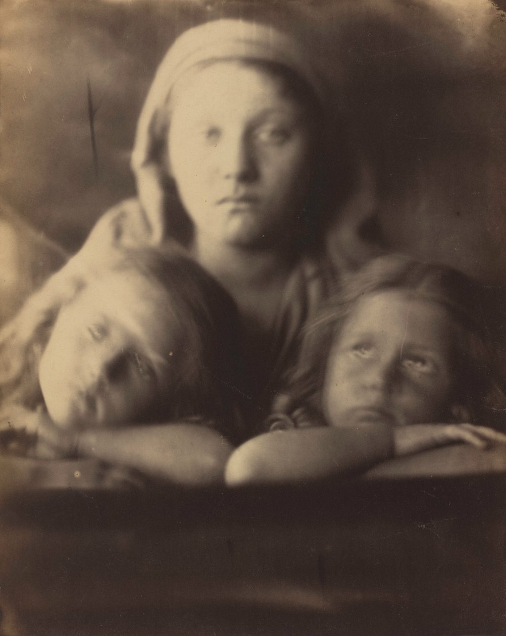 Mary Hillier en twee kinderen door Julia Margaret Cameron