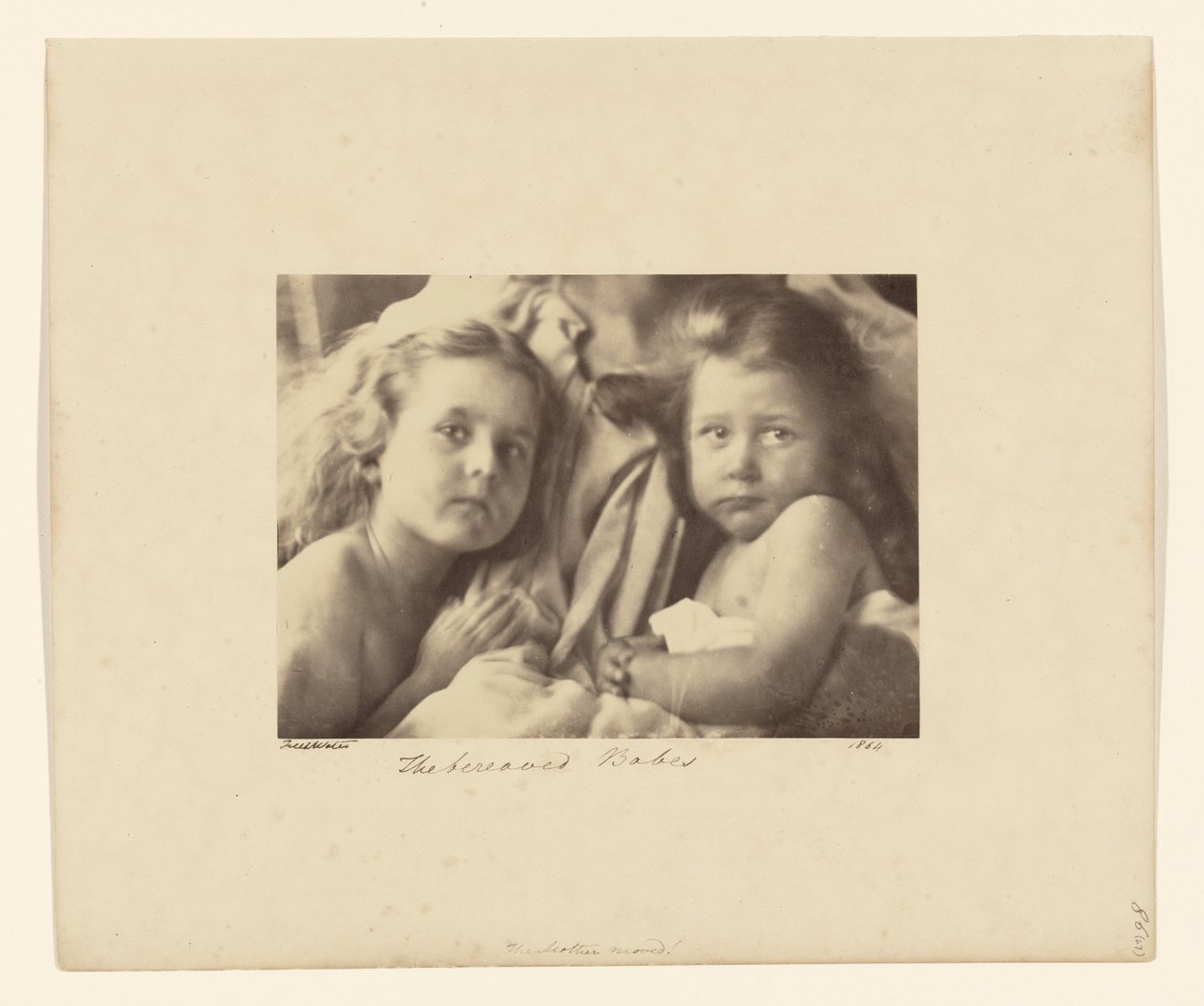 De rouwende Babes door Julia Margaret Cameron