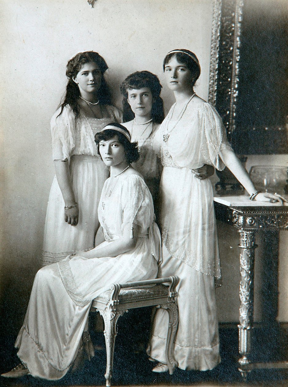 De vier dochters van Tsaar Nicolaas II van Rusland, 1910s door K. von Hahn