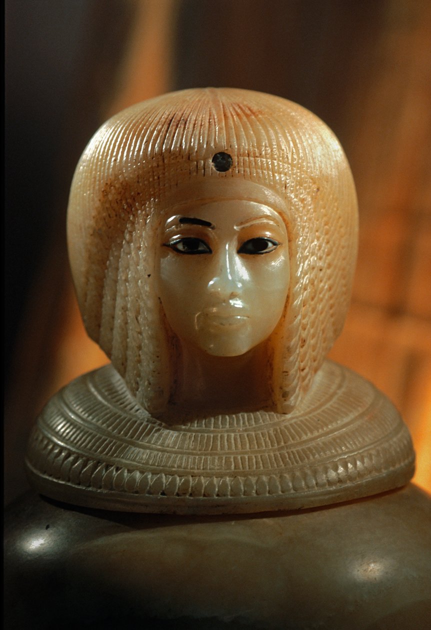 Canopische kruikdeksel in de vorm van Kiya, een secundaire vrouw van farao Akhenaten door Kenneth Garrett