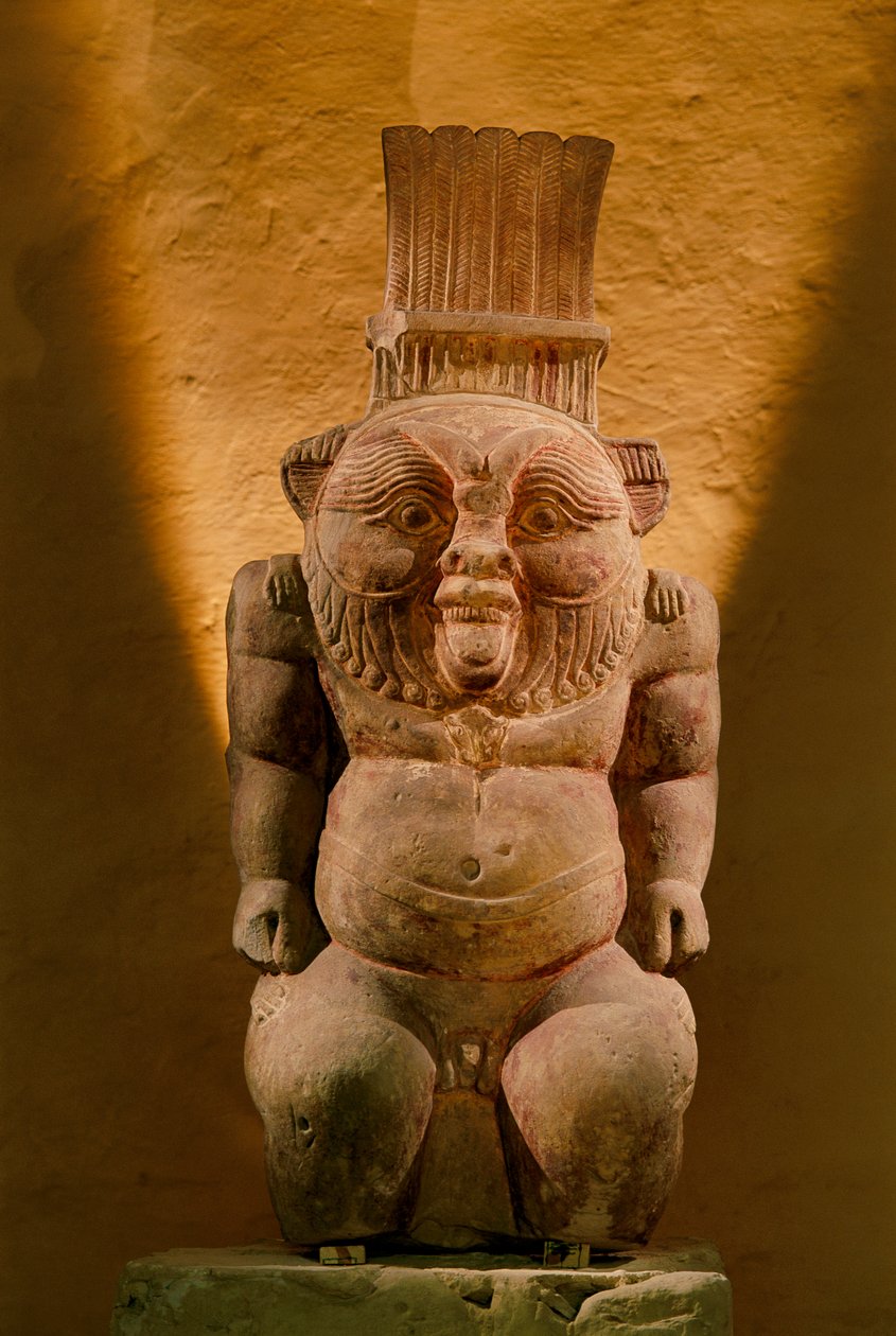 Kalkstenen standbeeld van de god Bes, Late Periode door Kenneth Garrett