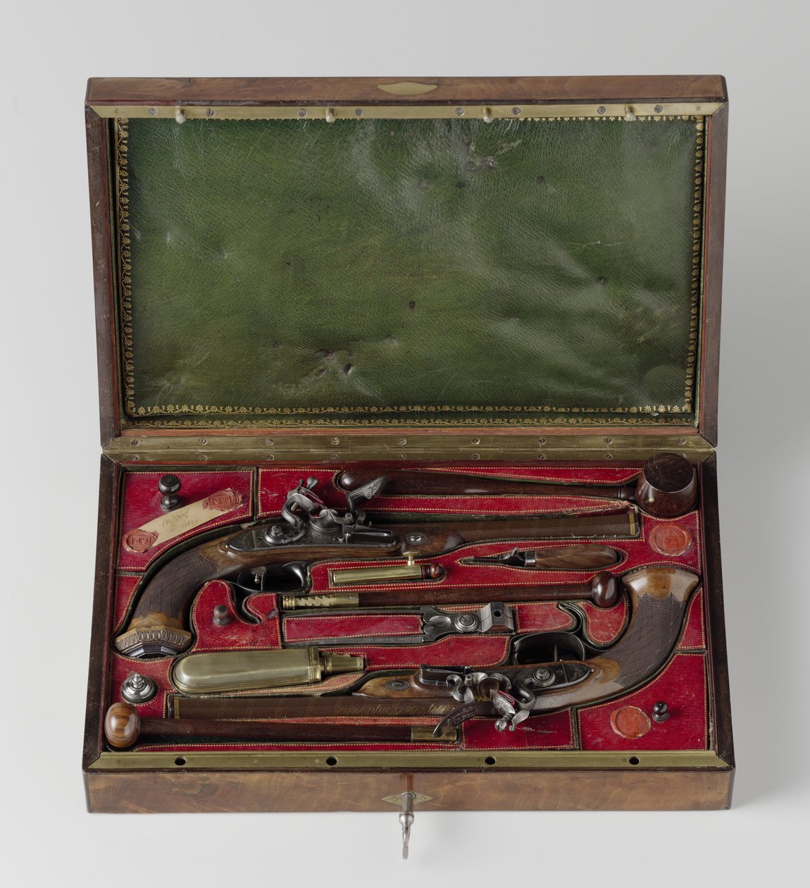 Een gepaarde set pistolen, vermoedelijk eigendom van Napoleon, Perin Le Page, ca. 1813-5 door Lapage
