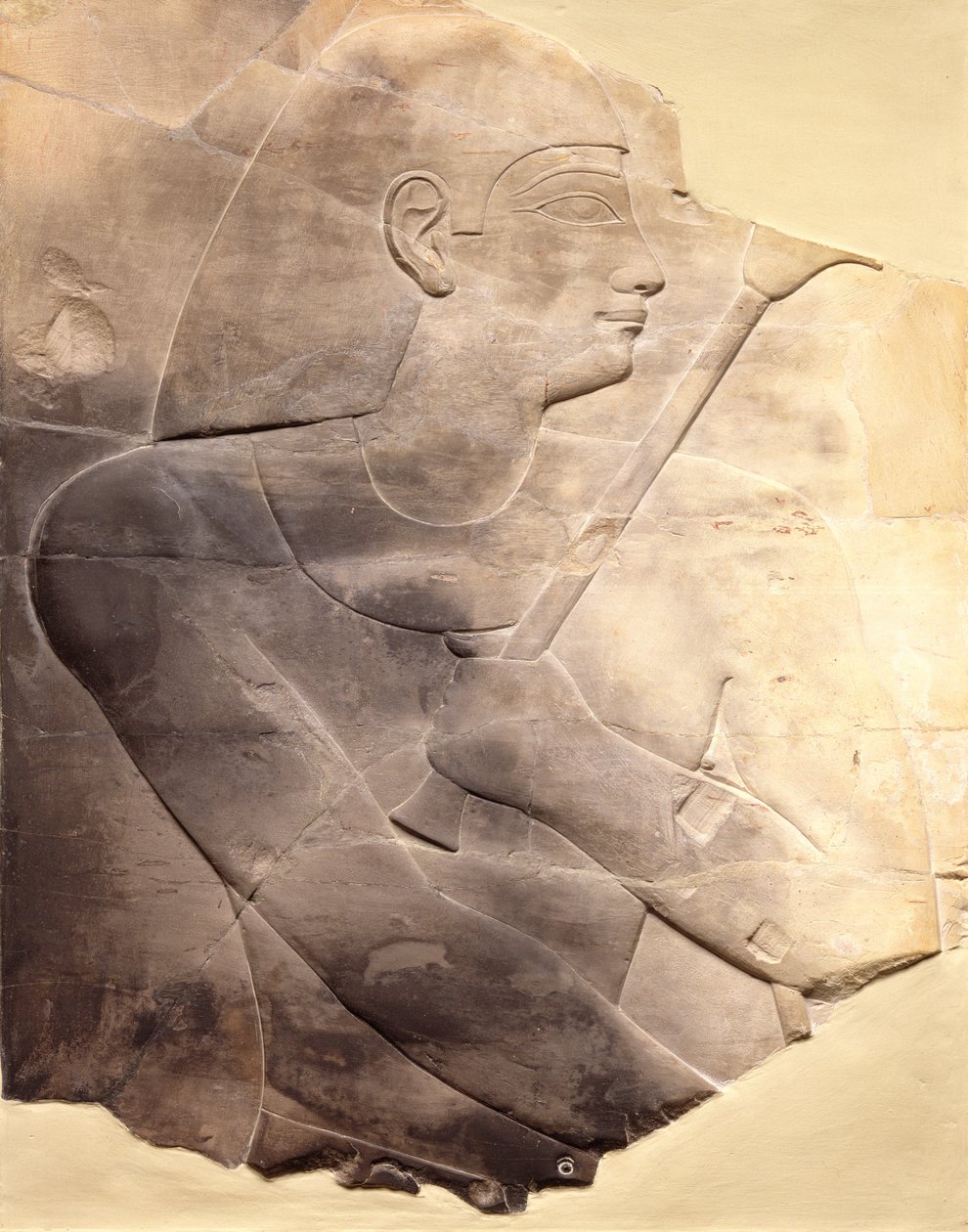 Reliëf van een hoge ambtenaar, mogelijk uit Thebe door Late Period Egyptian