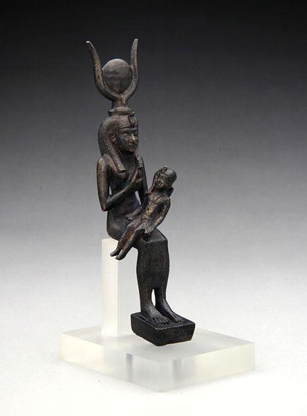 Isis met Harpocrates, 7e-4e eeuw v.Chr. (brons) door Late Period Egyptian