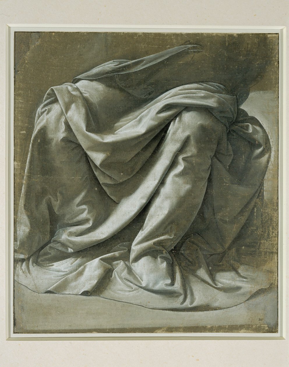Draperie voor een zittende figuur, penseel en grijze tempera, wit gehoogd op grijs geprepareerd linnen doek ... door Leonardo da Vinci