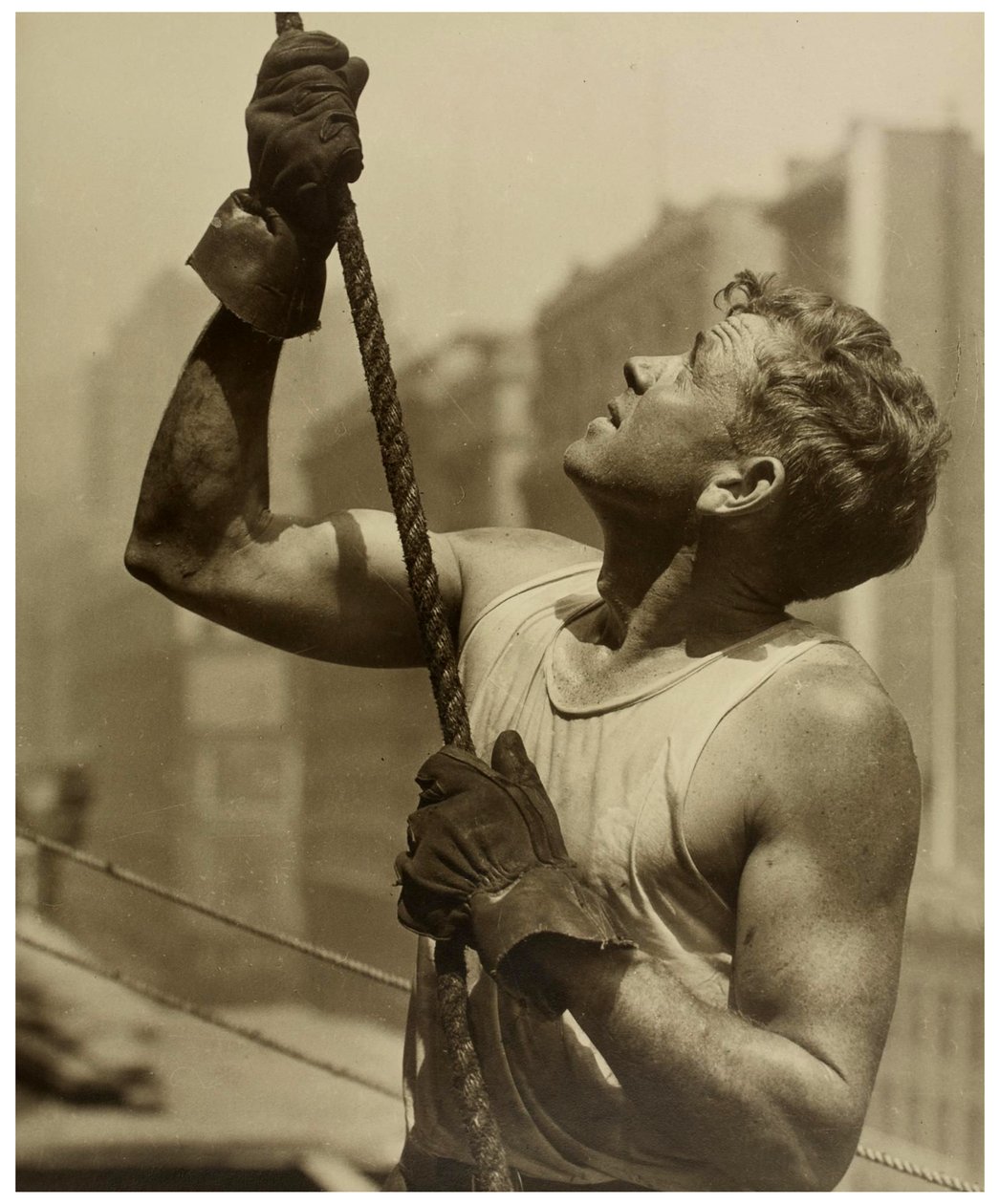 Bouwvakker Empire State Building, ca. 1930 door Lewis Wickes Hine