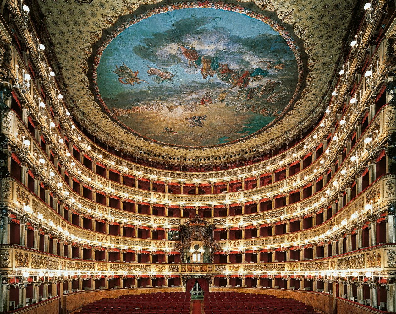 Interieur van het podium van het San Carlo Theater in Napels door Unbekannt Unbekannt