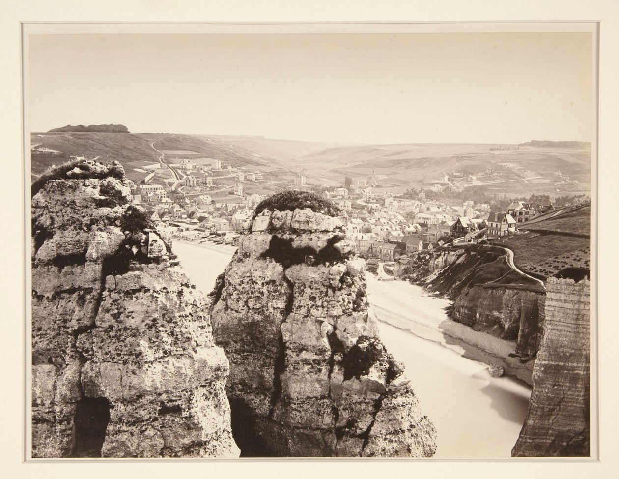 Etretat door Louis Alphonse Davanne