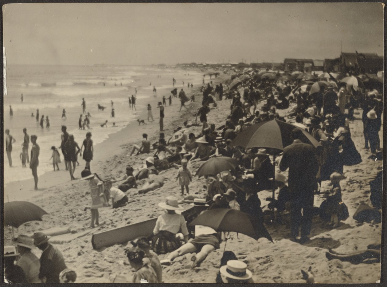 [Strandtafereel] door Louis Fleckenstein