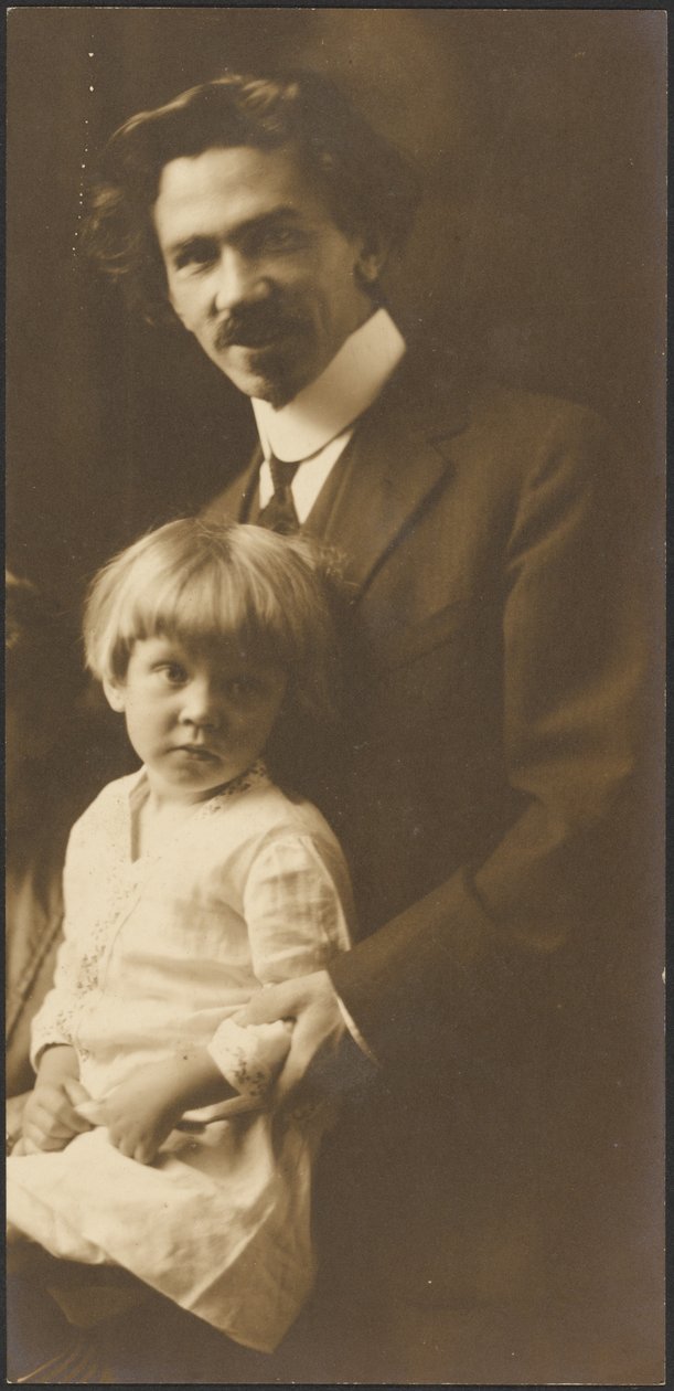 [Portret van een man en een kind]. door Louis Fleckenstein