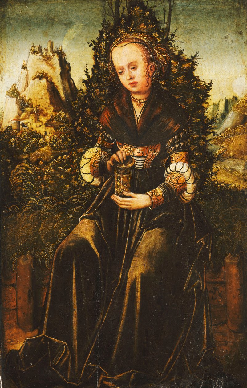 Sint Maria Magdalena zittend op een grasrand in een bergachtig landschap door Lucas Cranach