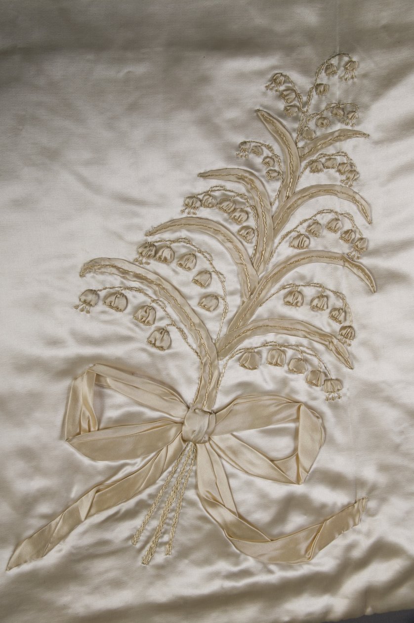 Trouwjurk (detail van afneembare sleep) door Lucy Christiana Lady Duff Gordon