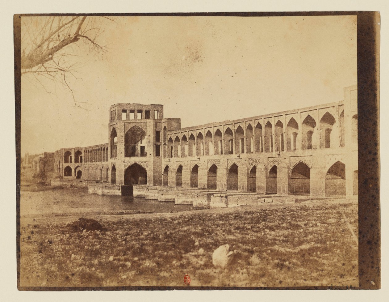 Isfahan, brug genaamd Kha djô brug Khwaju door Luigi Pesce