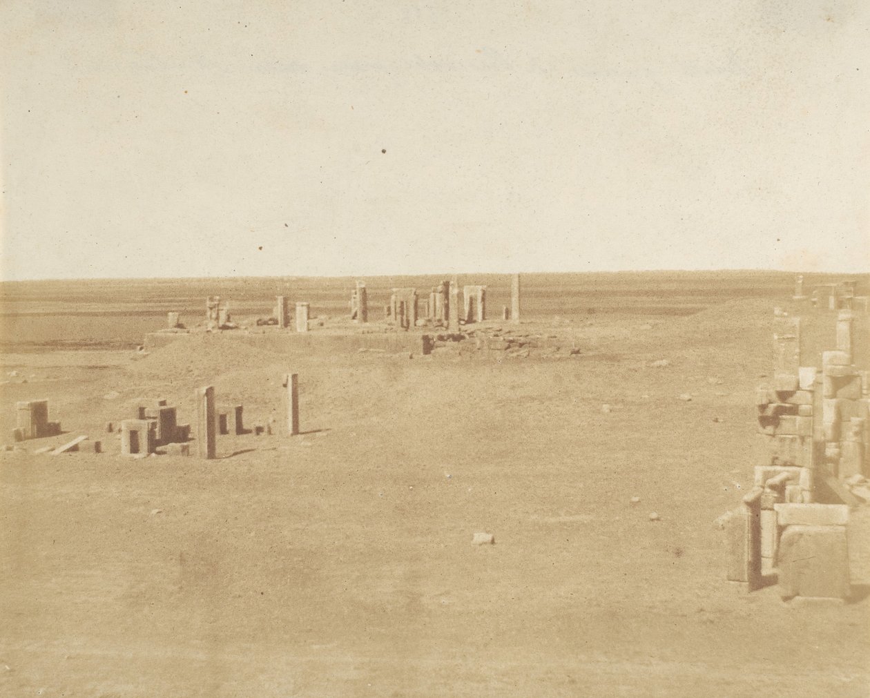 Veduta generale di Persepolis presa dalla Montagna, 1858 door Luigi Pesce