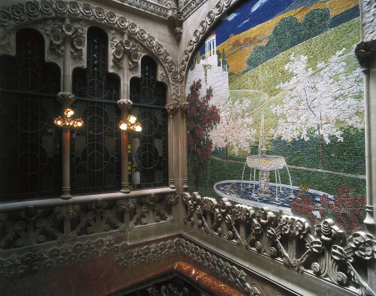Mozaïeken, Casa Nava (1901-1907), Reus - DOMENECH I MONTANER, Lluis (1850-1923). Navas Huis. 1901-1907. SPANJE. Reus. Navas Huis. Interieur mozaïekdecoratie. Modernisme. Architectuur. door Luis Domenech i Montaner