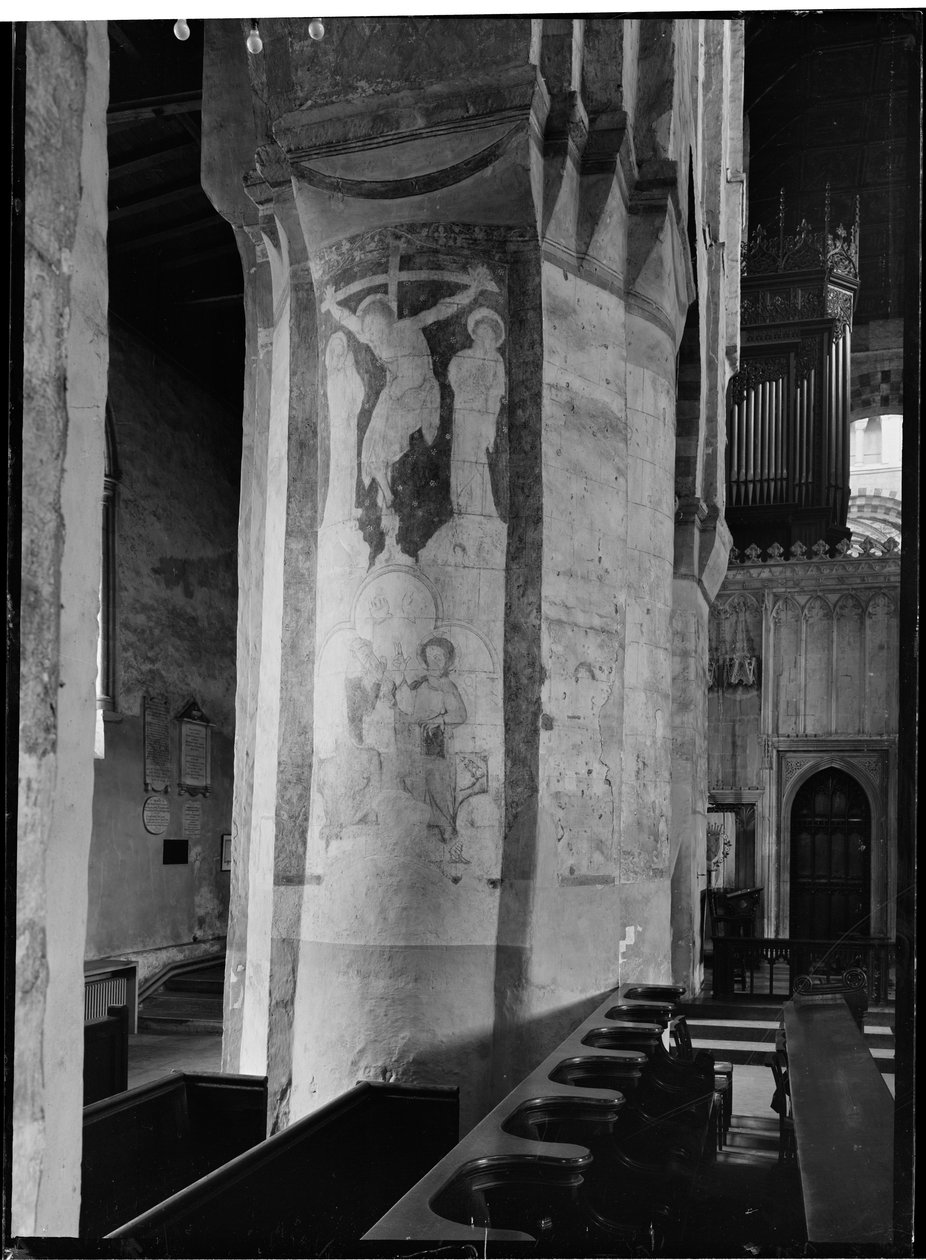 Detail van middeleeuwse muurschilderingen op de zuil van een boog in het schip van de kathedraal door Margaret Florence Harker