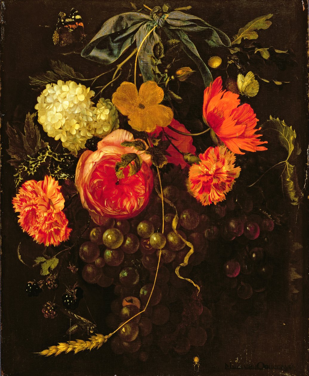 Stilleven met een slinger van fruit en bloemen vastgebonden met een blauw lint door Maria van Oosterwyck