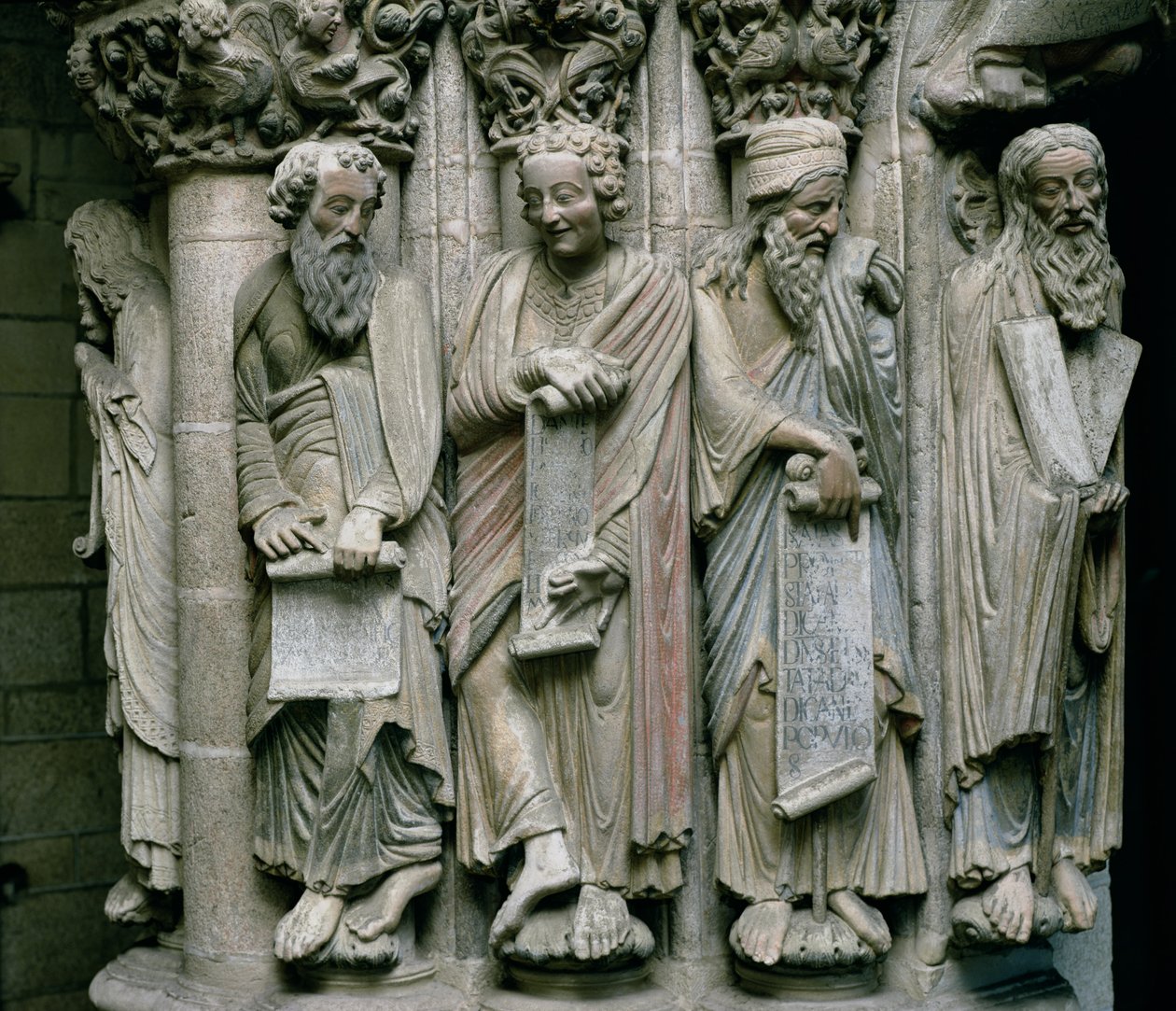 Detail van de Portico de la Gloria met de profeten van het Oude Testament door Master Mateo