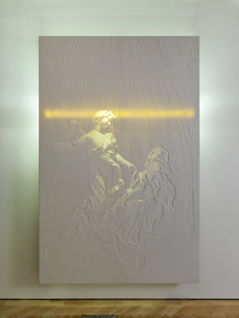Superveillance, 2010 (Corian, acryl, staal, lampen, elektrisch circuit) door Mat Collishaw