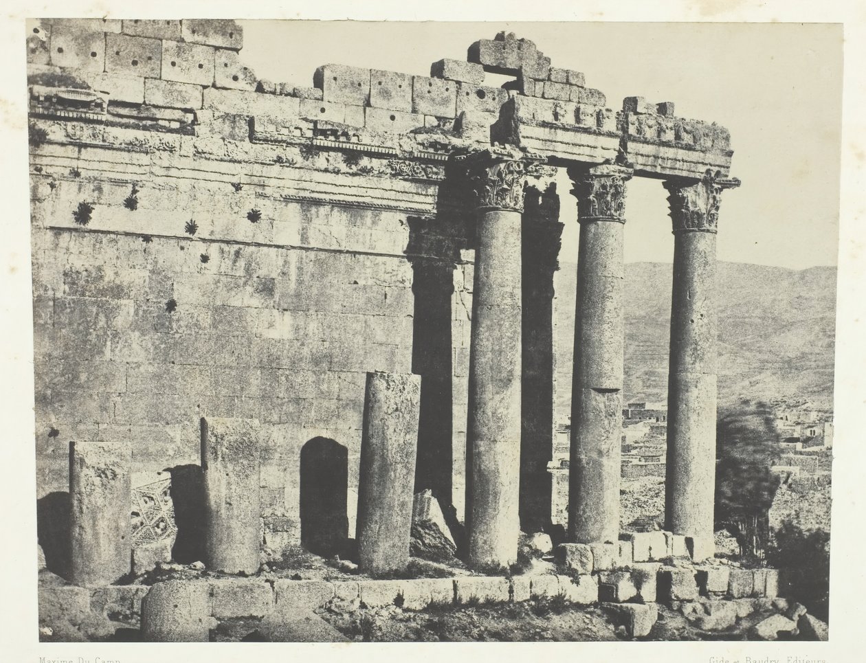Baalbeck Heliopolis, Tempel van Jupiter, Westelijke gevel, Syrië, 1849-51, gedrukt 1852 door Maxime Du Camp