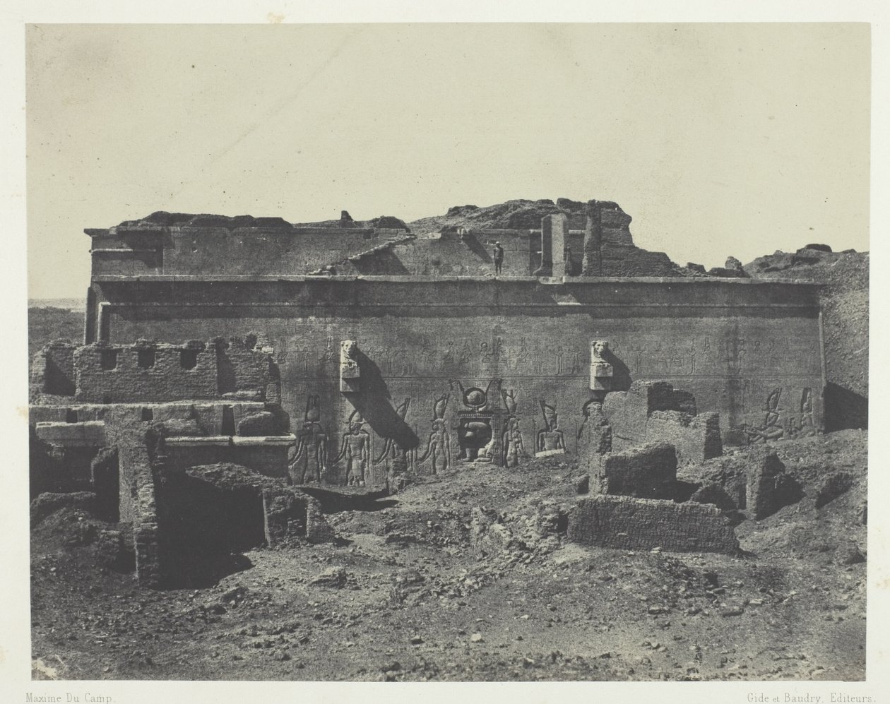 Achtergevel, Grote Tempel van Dendera (Teutyres), Opper-Egypte door Maxime Du Camp