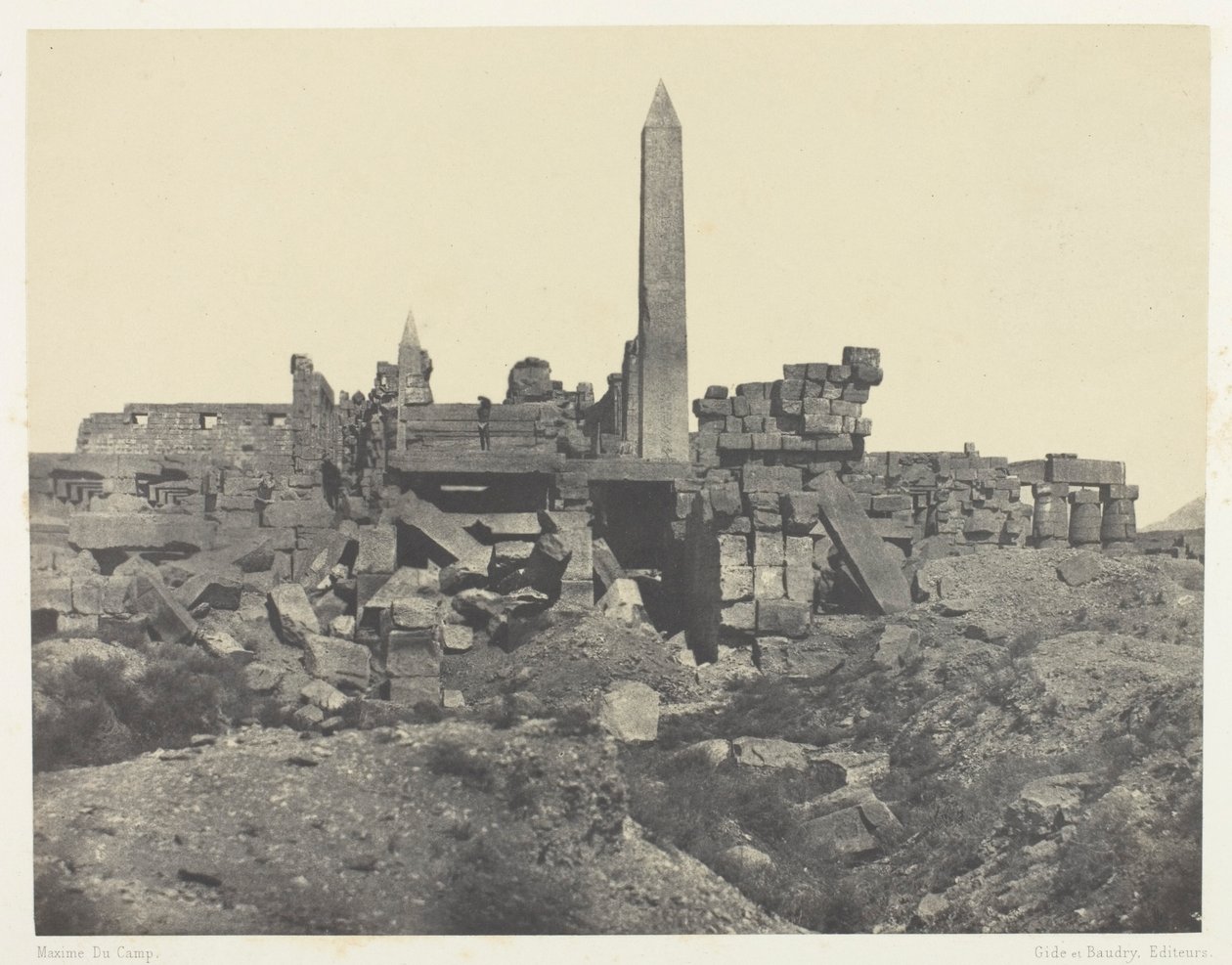 Paleis van Karnak, Granieten Heiligdom en Hypostyle Zaal; Thebe door Maxime Du Camp