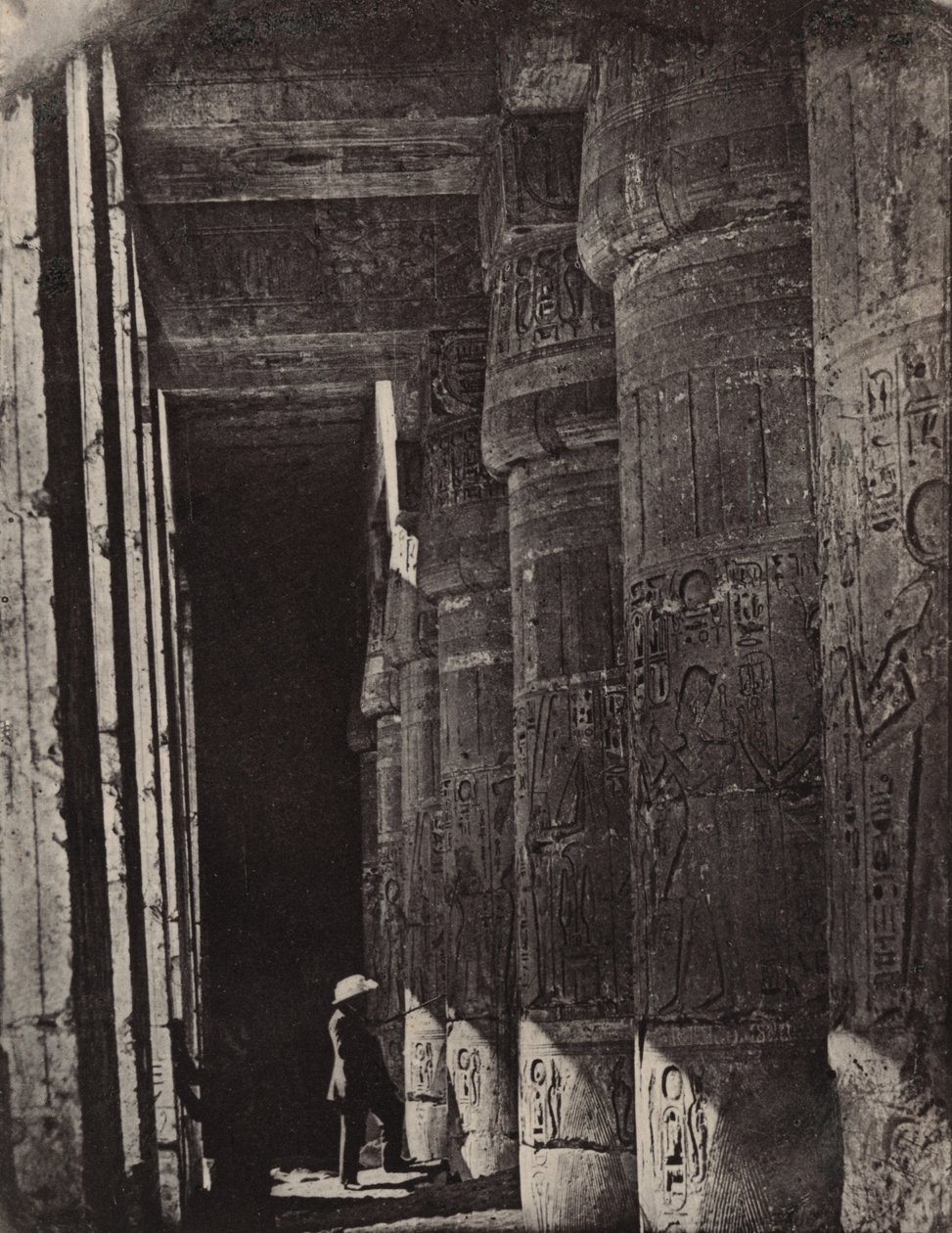 Thebe, Medinet Habu, galerijen van het paleis door Maxime Du Camp