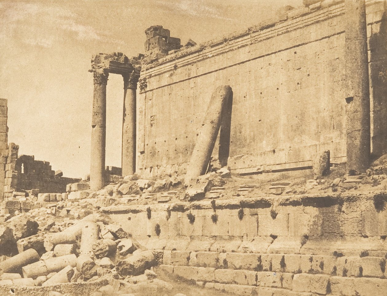 Vue du Temple de Jupiter, à Baâlbek Héliopolis, 15 september 1850 door Maxime Du Camp