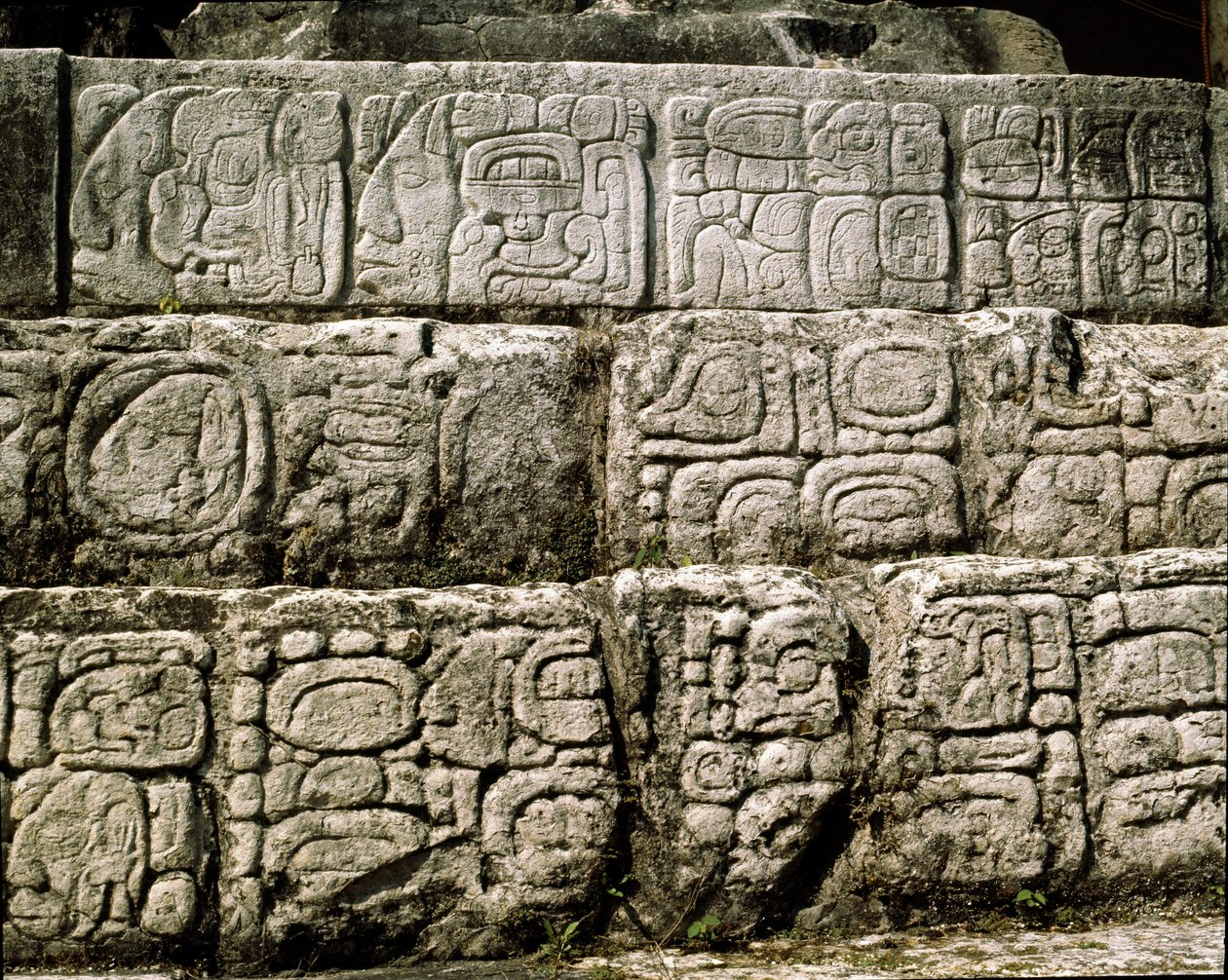 Glyphs in huis C, patio 2 in het paleis door Mayan