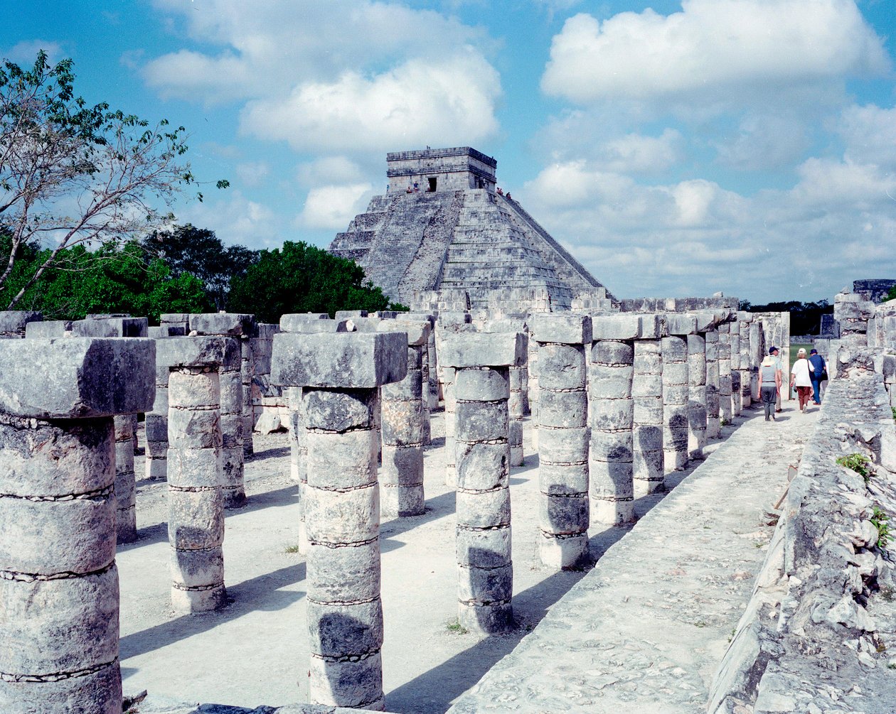 Precolumbiaanse beschaving: zicht op de site van Chichen Itza in de provincie Yucatan. Maya beschaving, klassieke periode en Maya renaissance, 750-1200 AD. Mexico door Mayan Mayan