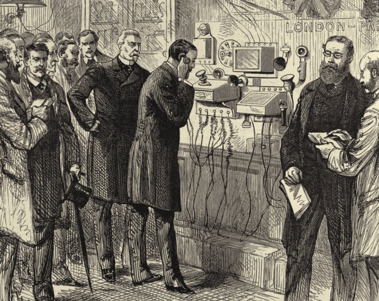 Opening van de Anglo-Engelse telefoonlijn. Het eerste telefoongesprek van Londen naar Parijs in het General Post Office, Londen. Bell-instrumenten werden gebruikt aan de Londense kant. Houtsnede Parijs 28 maart 1891. Gravure. door Melton (after) Prior
