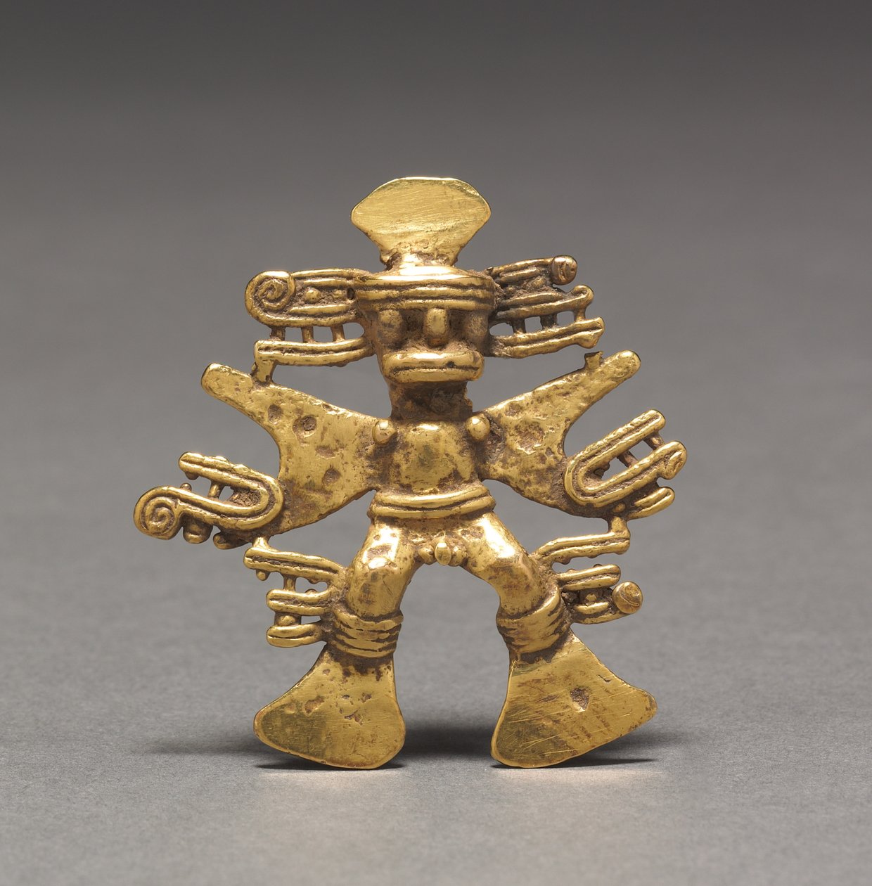 Beeldje hanger, c. 700-1550 (gegoten en gehamerd goud) door Mesoamerican Mesoamerican