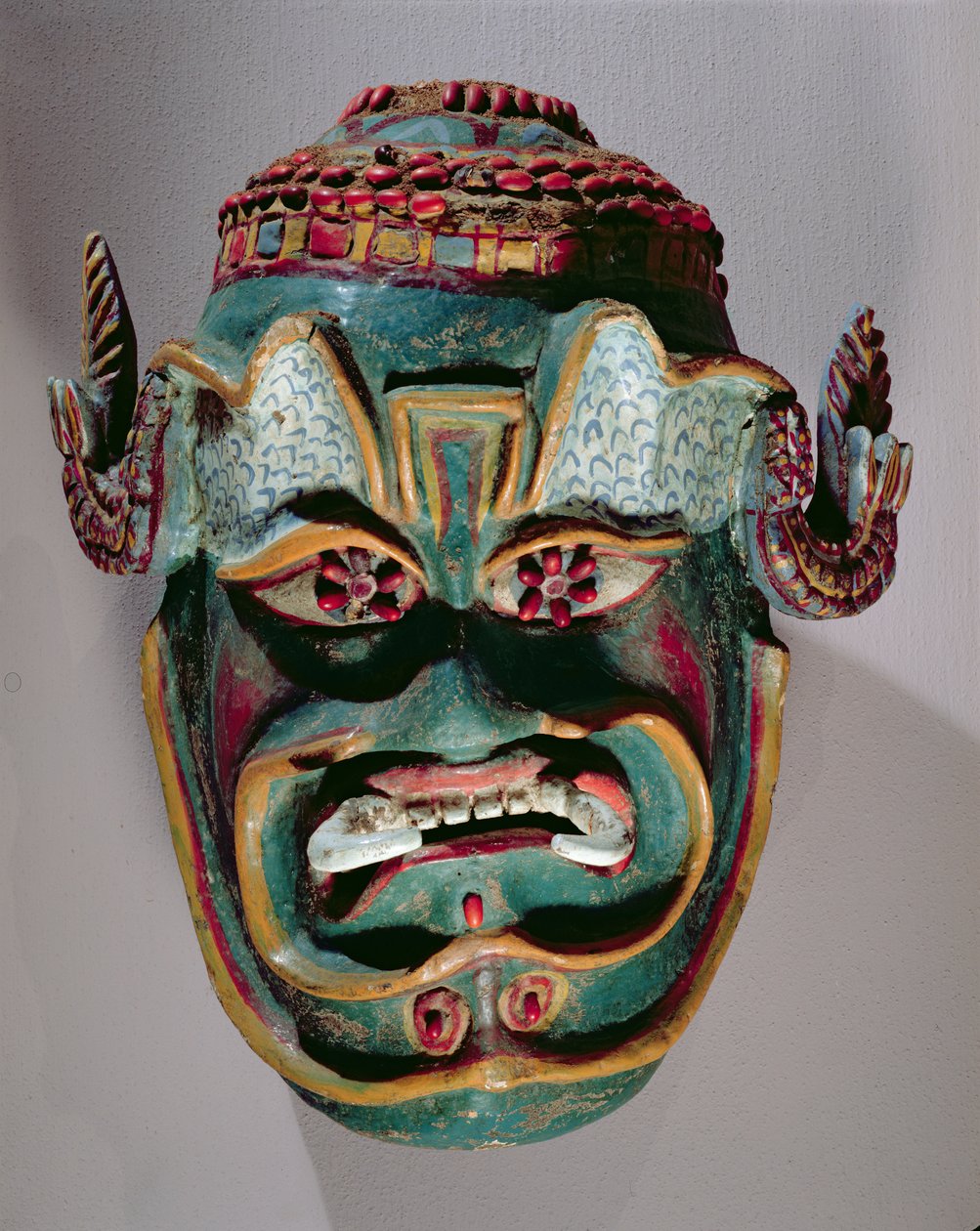 Ritueel masker van Santiago gebruikt in de Mexicaanse dans van de Moren en de Christenen (beschilderd hout) door Mexican School