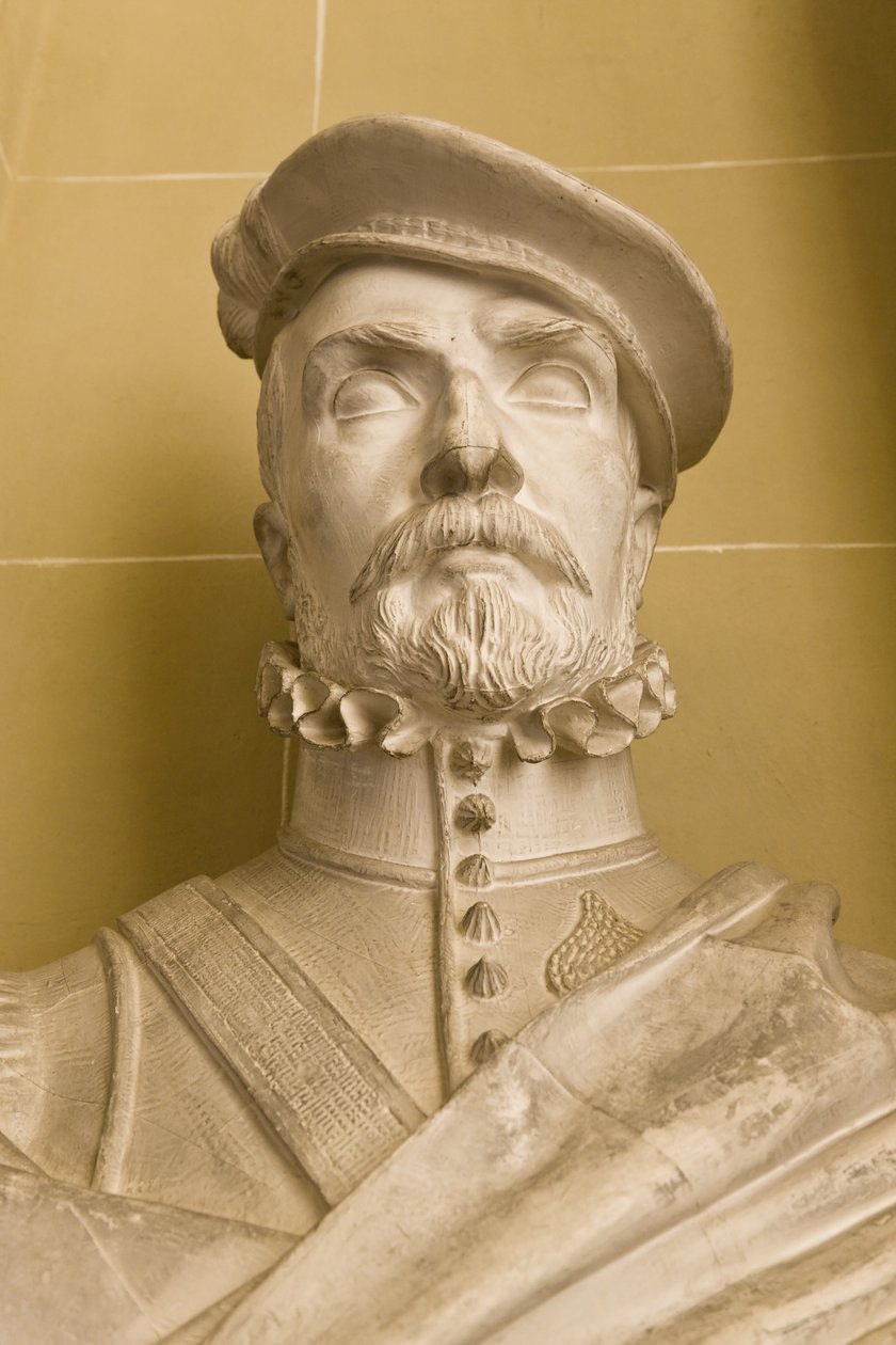 Kopie van een portretbuste van Hernan Cortes (gips) door Victor Louis