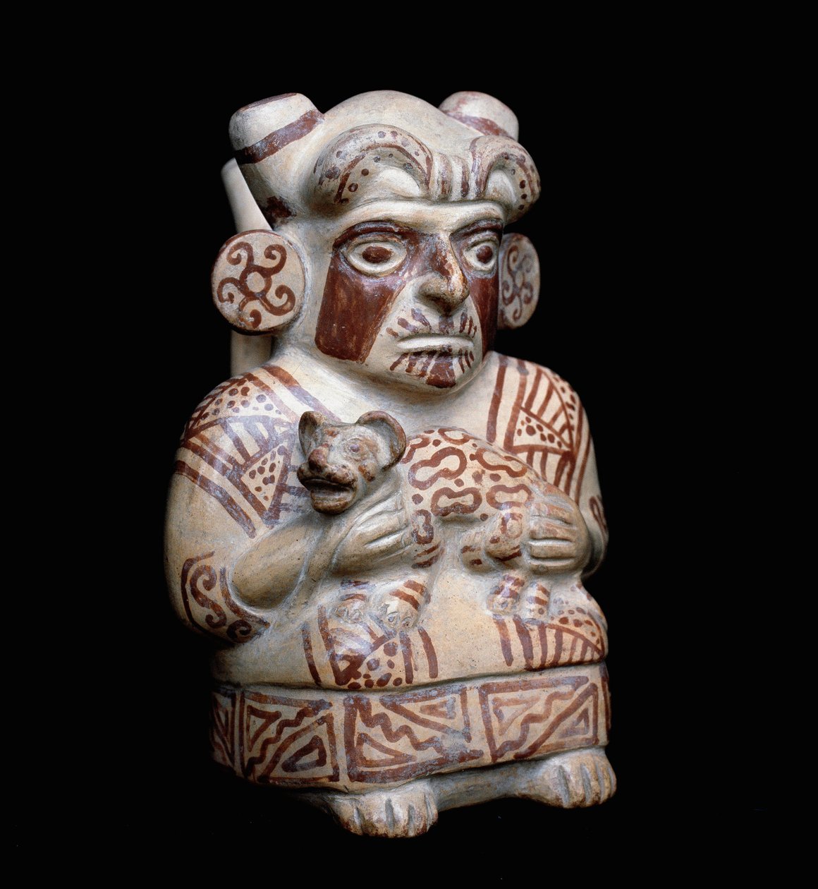 Precolumbiaanse kunst, mochique beschaving: een Mochica leider met een katachtige in zijn armen. Antropomorfe kleivorm. 200 v.Chr.-700 na Chr. door Moche Moche