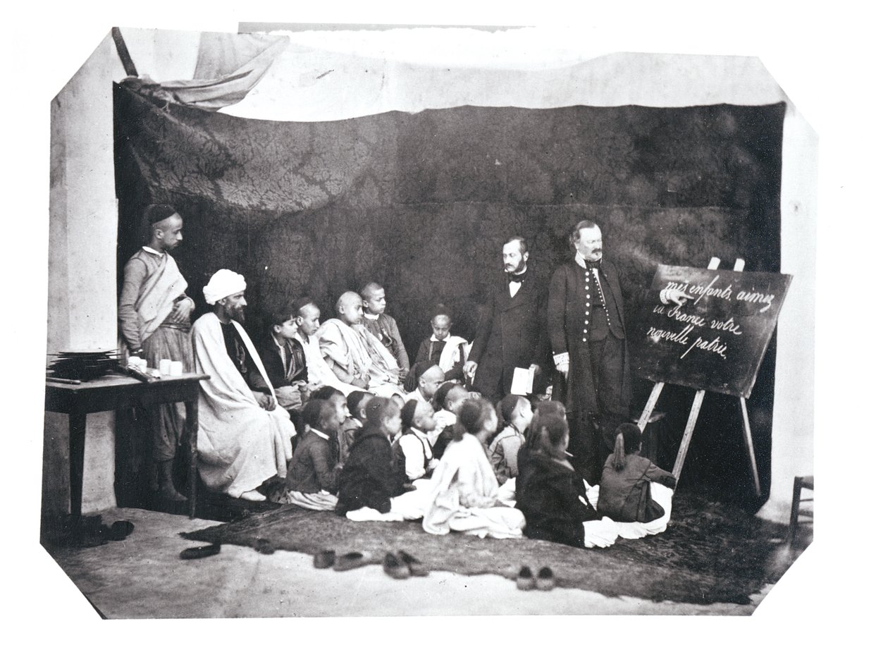 Franse school in Algerije door Moulins