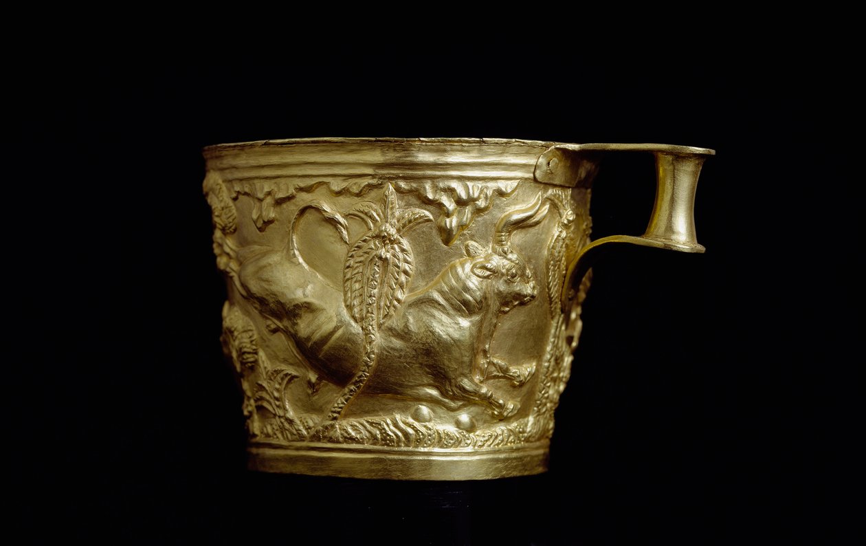 Myceense kunst: gouden beker met reliëf van een stier uit Vaphio, Myceense vesting ten zuiden van Sparta door Mycenaean