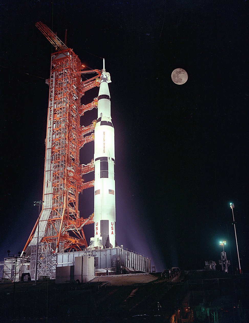 Apollo 17 - NASA, 1972 door NASA Images