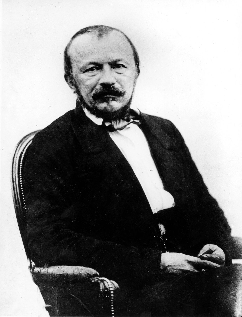 Gerard de Nerval (1808-1855) Franse romanschrijver, foto uit Disderi Album (nr.16 pagina 9) door Nadar