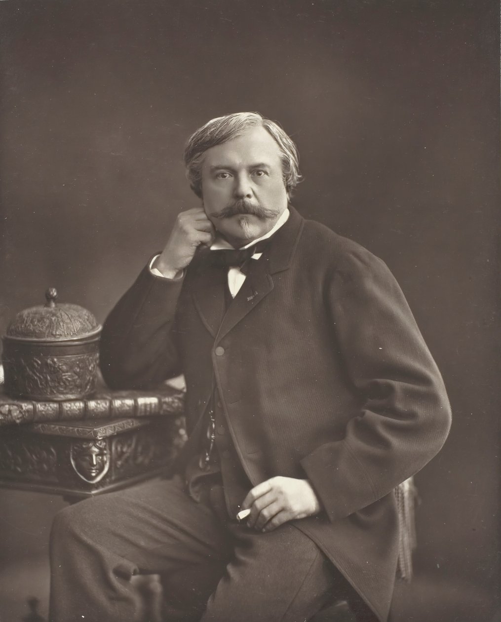 Edmond de Goncourt Franse schrijver en criticus, 1822-1896, ca. 1853-76 door Nadar