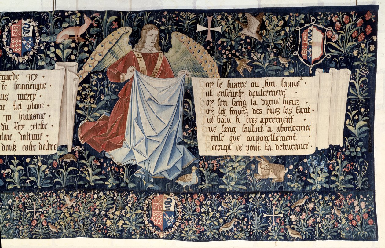 Hanging of the Revelation (1373-1383), engelen dragen instrumenten van de Passie. Wandtapijt door Nicolas Bataille (1330-1405) door Nicolas Bataille
