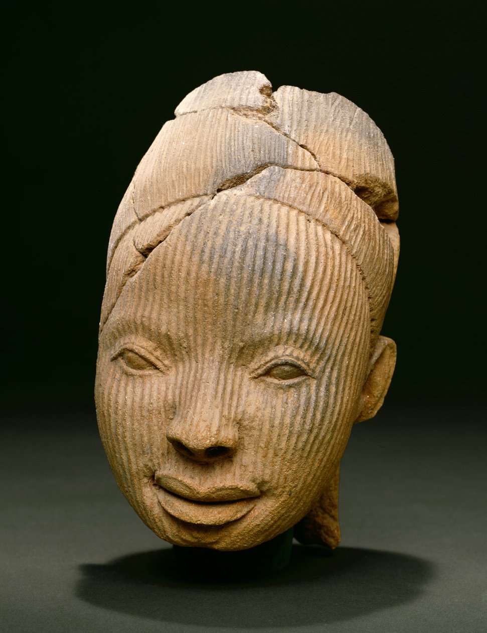 Hoofd van een figuur, Owo (terracotta) door Nigerian