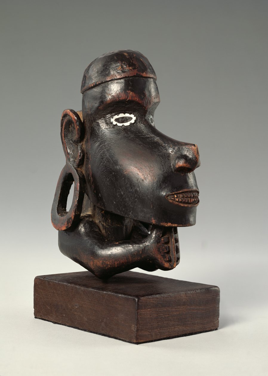 Kano boegbeeldfiguren (nguzu nguzu) van de Salomonseilanden door Oceanic