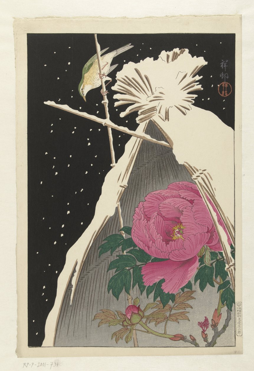 Siberische blauwstaart naast een pioenroos beschut door een met sneeuw bedekte hooischelf door Ohara Koson