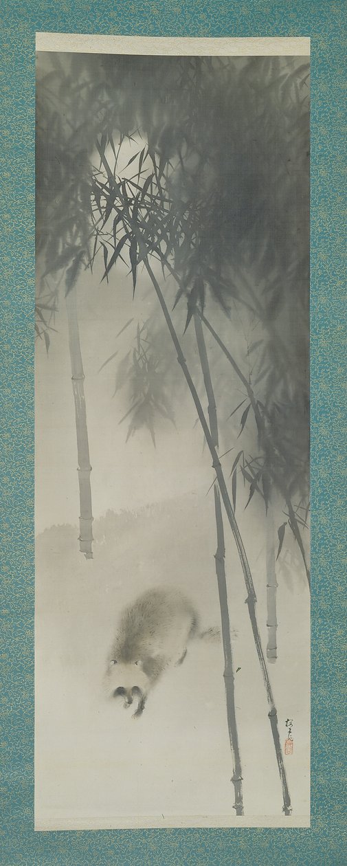 Oude wasbeerhond (tanuki) in een dicht bamboebos, begin 20e eeuw (inkt op zijde) door Okoku Konoshima
