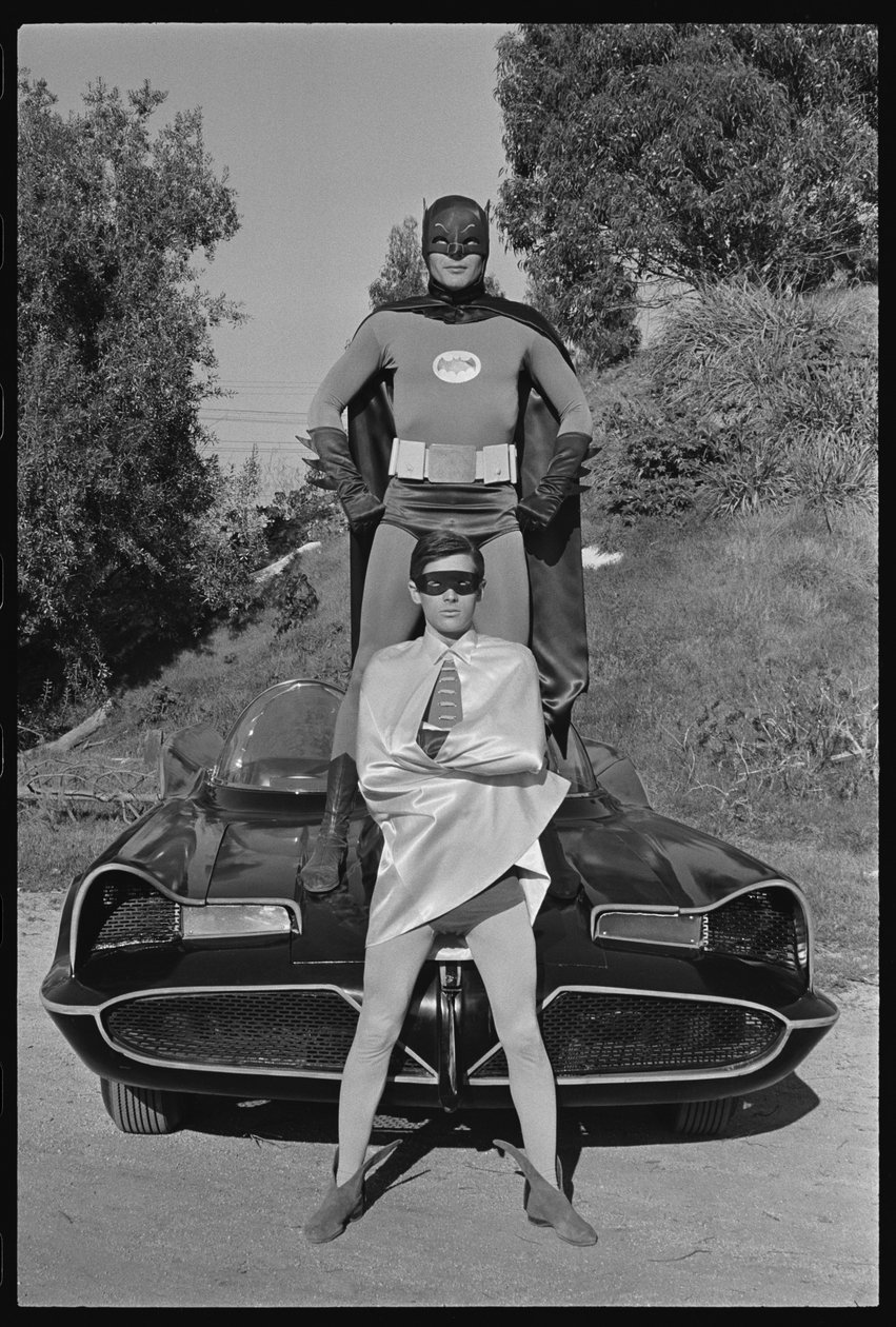 Batman en Robin en Batmobile op de set van de 