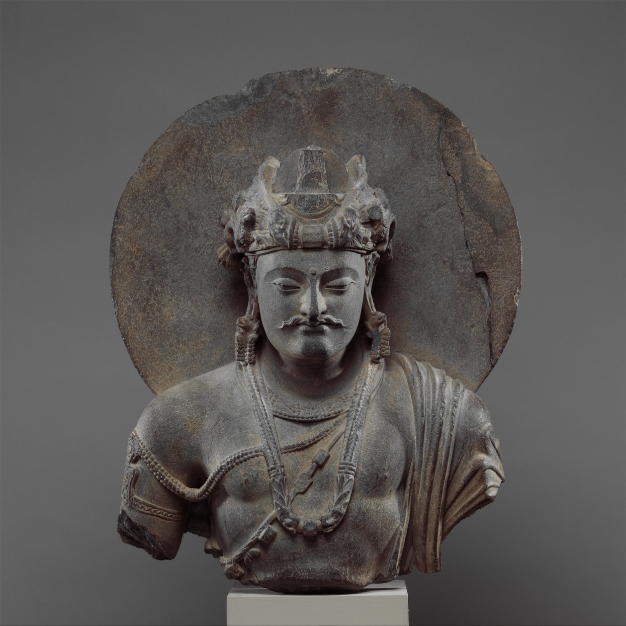 Buste van een Bodhisattva Shakyamuni, 3e-4e eeuw door Pakistani School