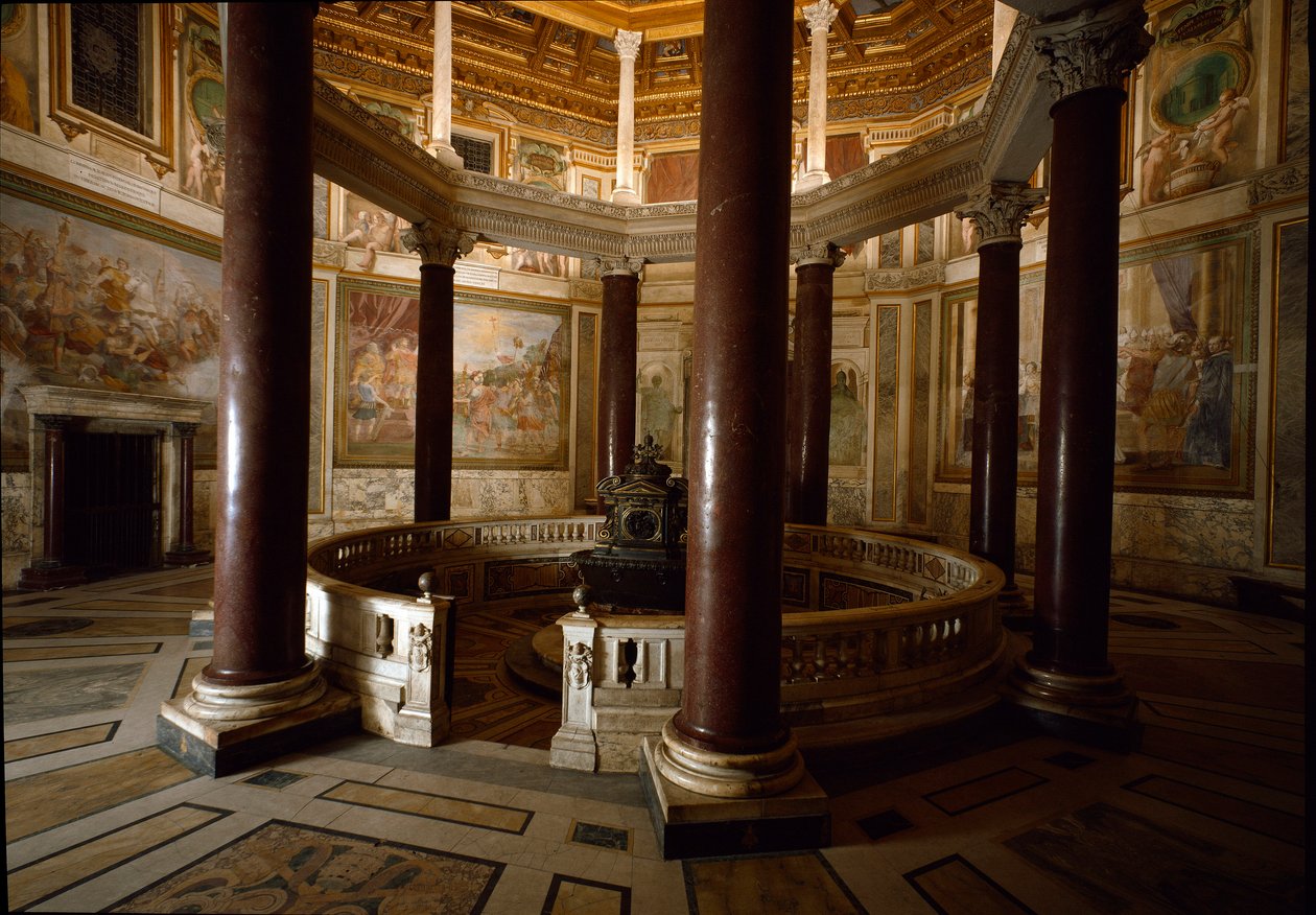 Interieur van het paleochristelijke baptisterium van San Giovanni in Laterano, gebouwd rond 440. Rome door Paleo Christian