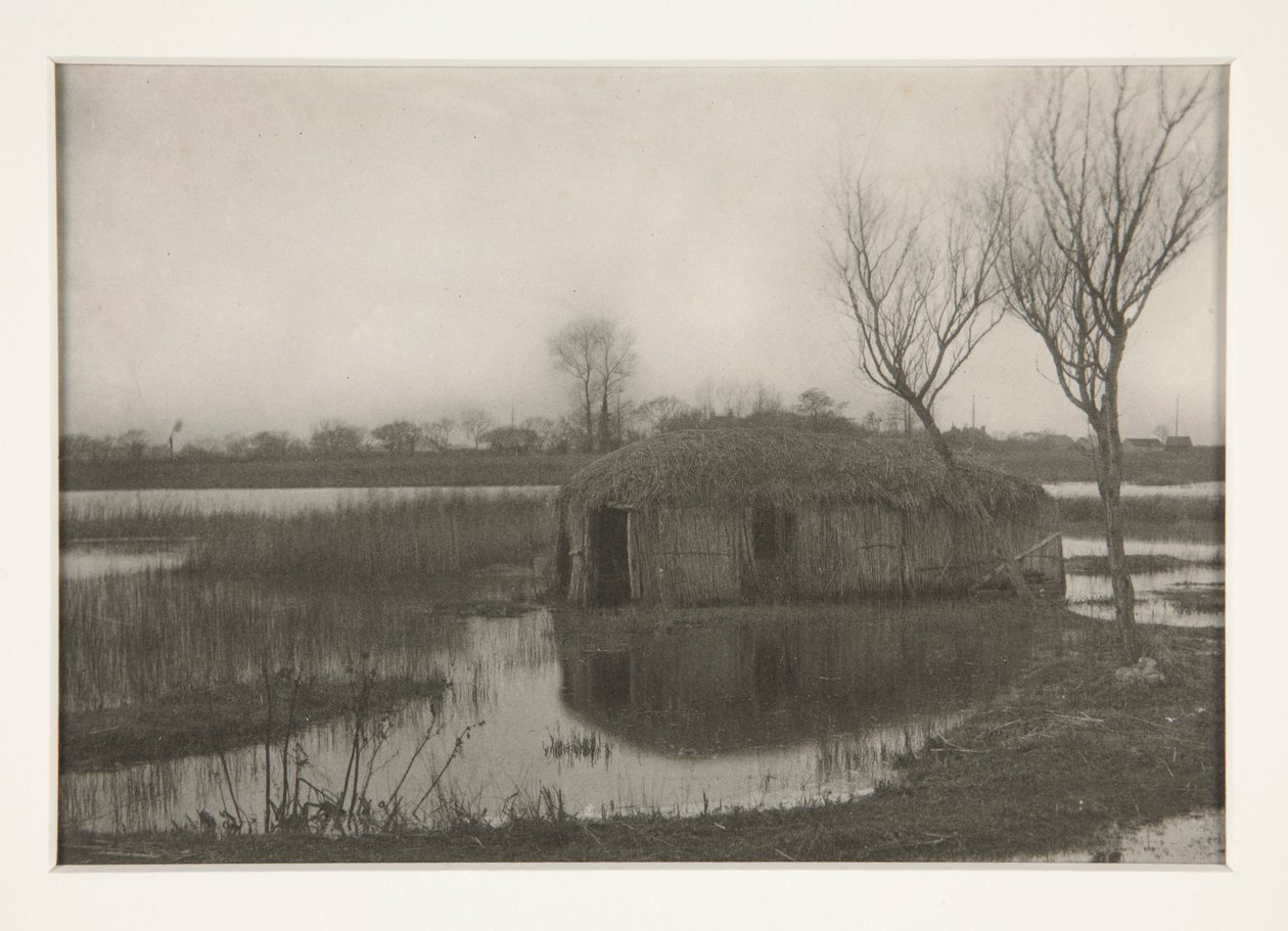 Een Rieten Boothuis, Plaat XXXI uit Leven en Landschap op de Norfolk Borden door Peter Henry Emerson
